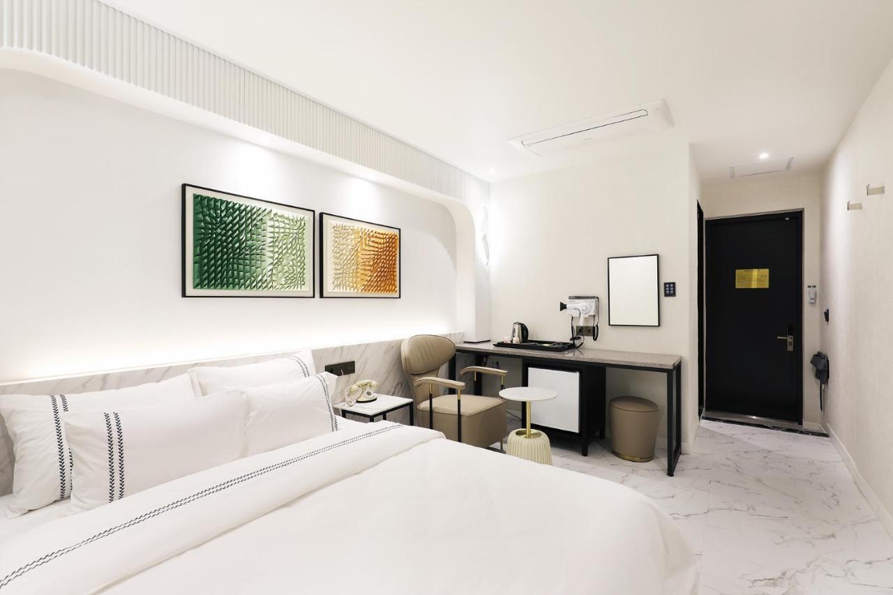Mari Hotel ชองจู ภายนอก รูปภาพ
