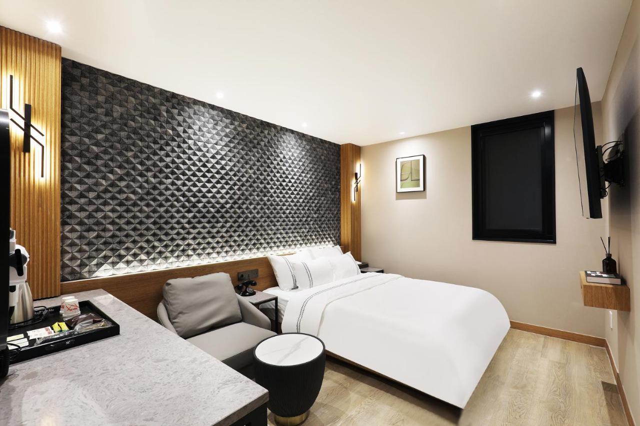 Mari Hotel ชองจู ภายนอก รูปภาพ