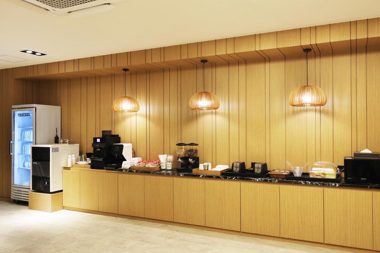 Mari Hotel ชองจู ภายนอก รูปภาพ