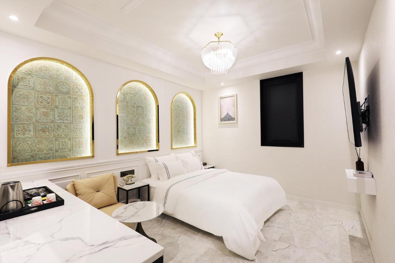 Mari Hotel ชองจู ภายนอก รูปภาพ